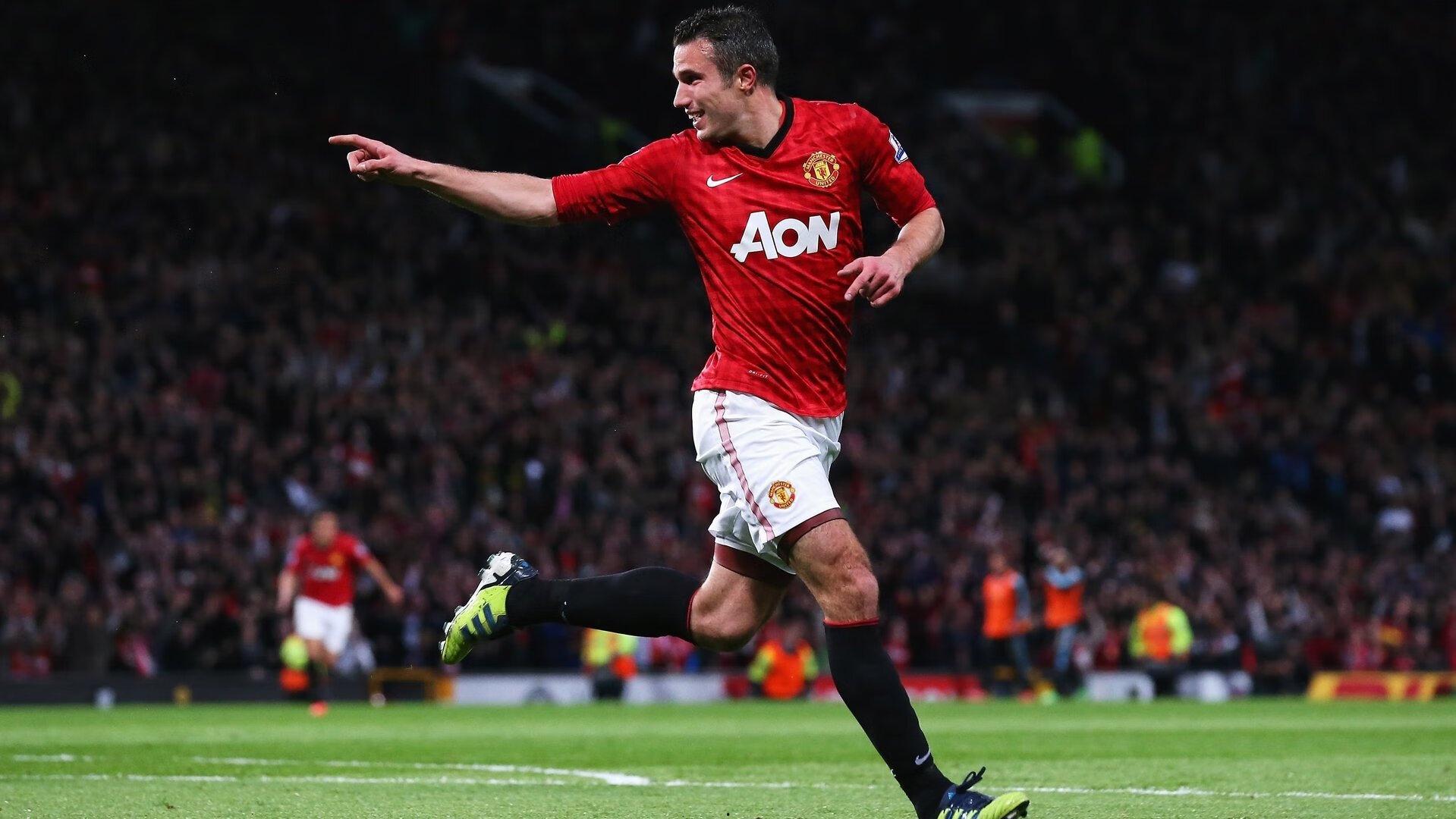 马奎尔达成250场里程碑，跻身英超时代红魔传奇中卫行列